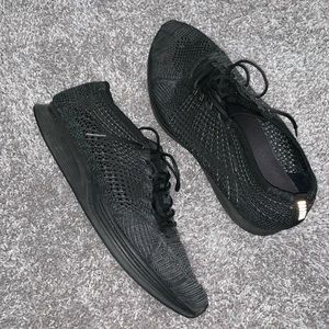 nike fly knit “triple black”